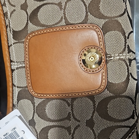 Coach small flap hobo - Picture 8 of 12